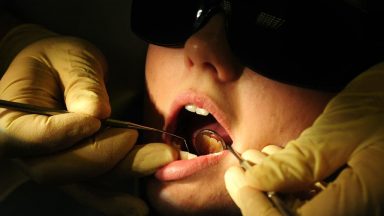 Payment arrangements to reward dentists for seeing more NHS patients