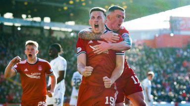 Lewis Ferguson fires penalty double as Aberdeen beat Hibs