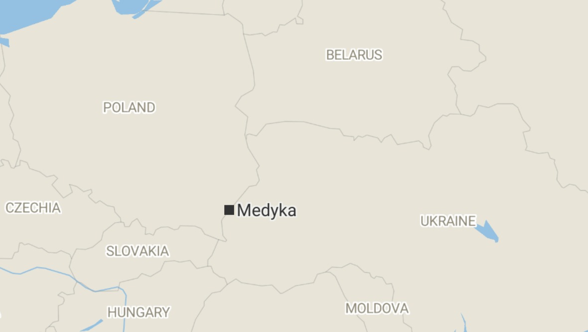 Steven is in Medyka on the Polish/Ukrainian border.