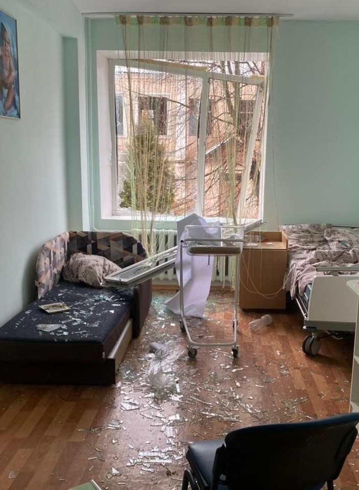 In Zhytomyr, the Regional Perinatal Center was damaged, the State Emergency Service of Ukraine said.