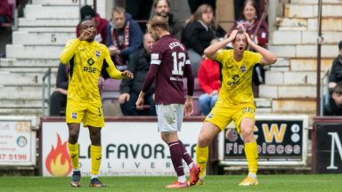 Hearts and Ross County draw a blank at Tynecastle