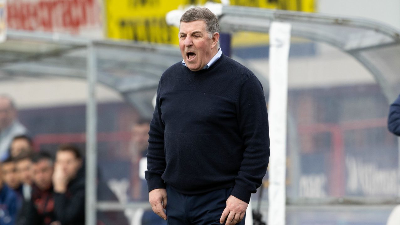 Mark McGhee insists bottom side Dundee can still escape relegation