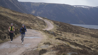 Two Aberdeenshire women aim to break world record by running 100 marathons in 100 days
