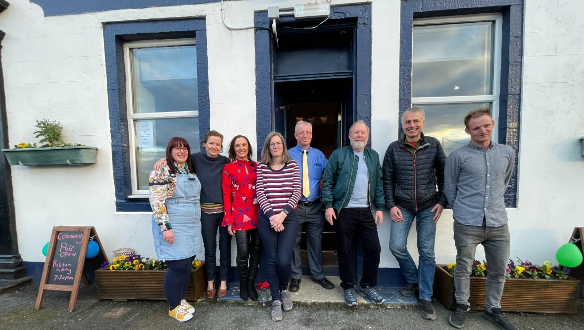 Community bands together to bring closed Anchor Tavern in Port Bannatyne back to life