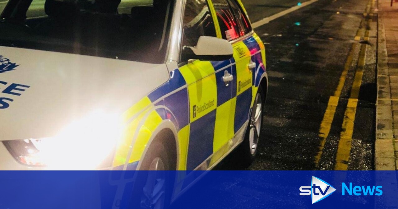 Two vehicles set on fire as police investigate links to gang war