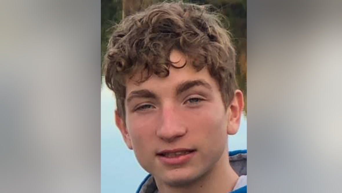 Police appeal in search for 17-year-old boy Aaron Strachan missing for two nights