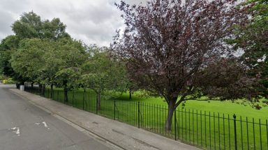 Hunt for male youth after ten-year-old boy robbed near Lomond Park in Edinburgh