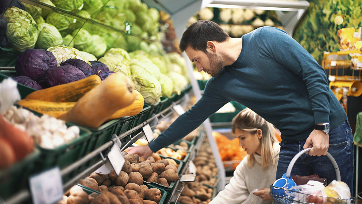 Glasgow Asda limits fruit and vegetable purchases amid supermarket  shortages - Glasgow Live