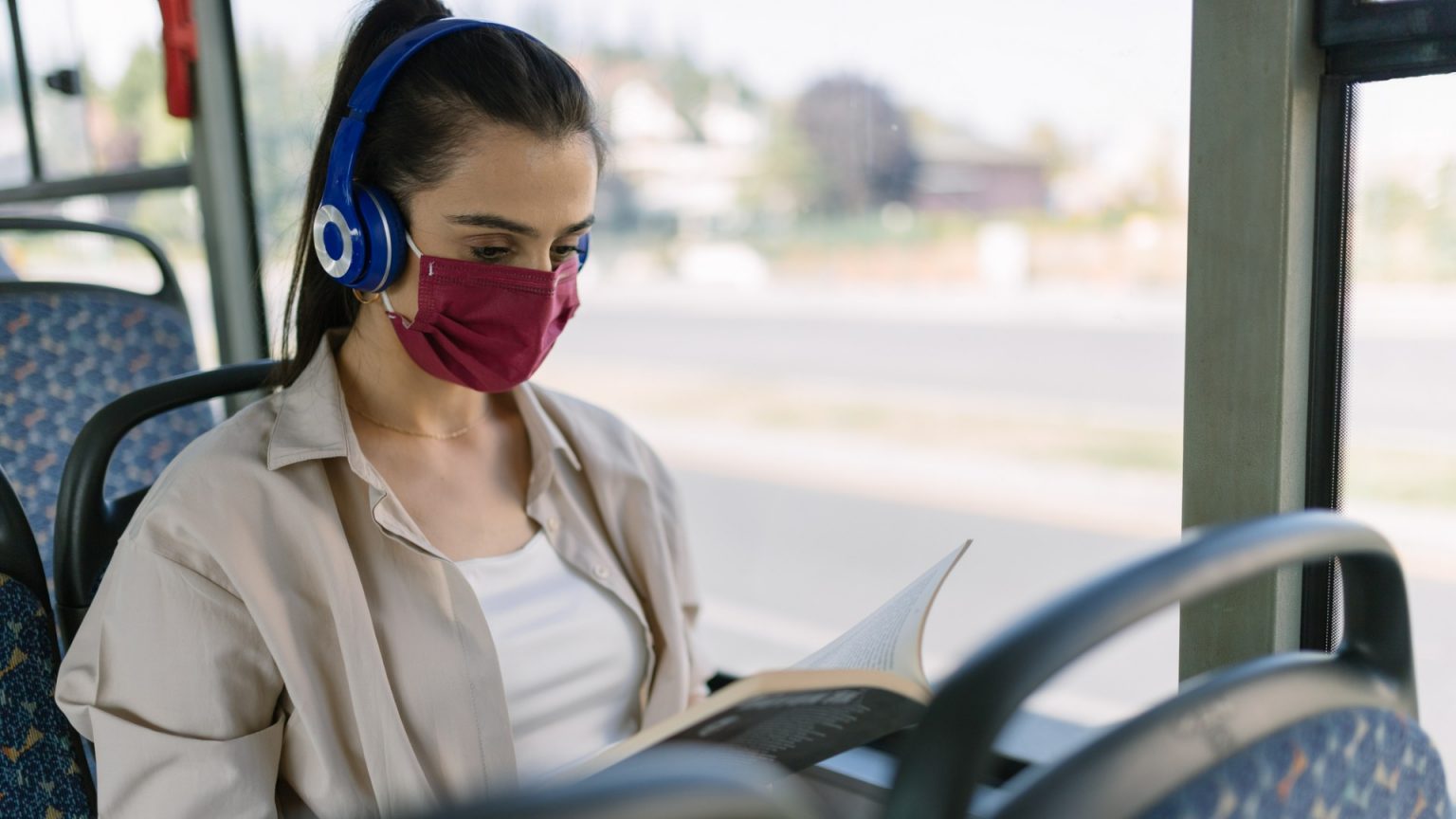Scots encouraged to keep wearing face masks on public transport STV News