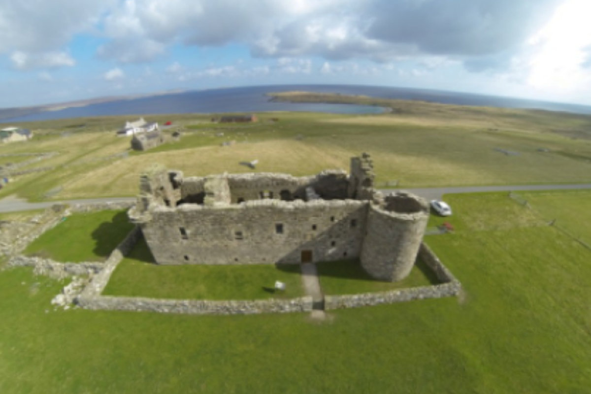 Muness Castle on the Isle of Unst was built in the 15th century for Laurence the Bruce.
