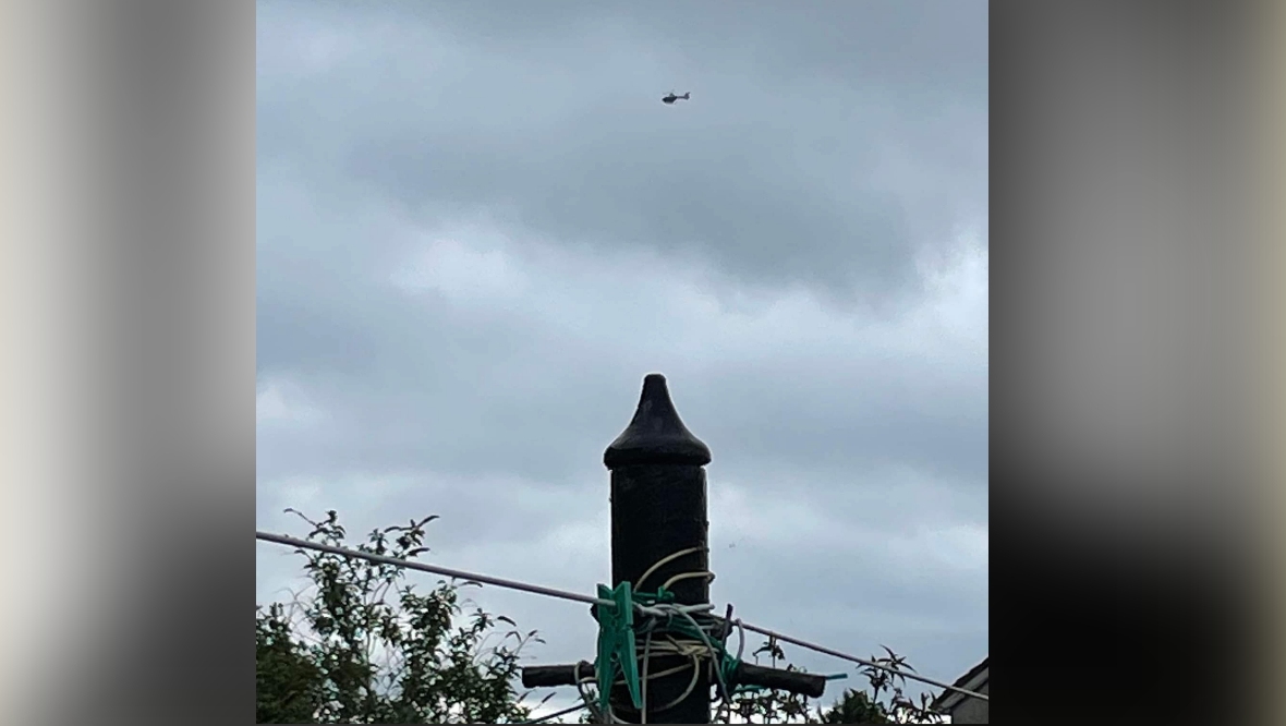 Police helicopter circles above Kirkcaldy after drugs raid on High Street