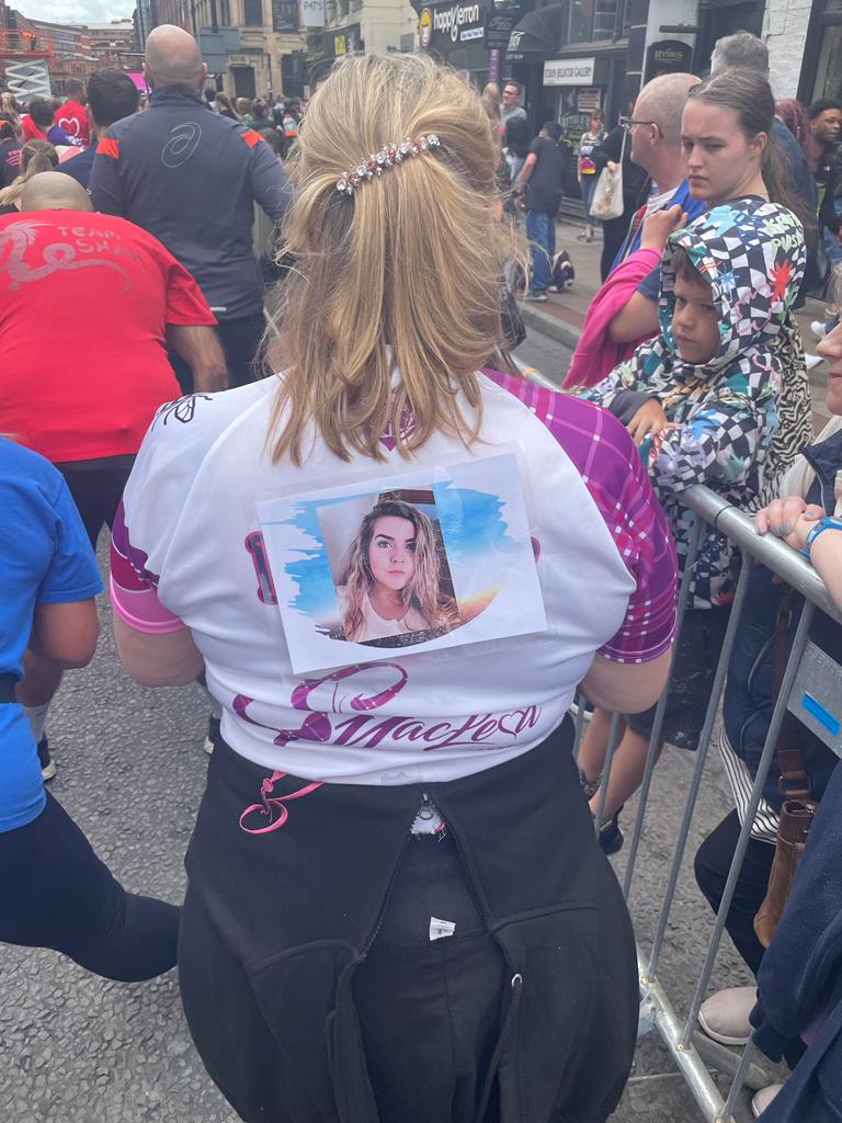 Photographs of Eilidh adorned the runners outfits. 