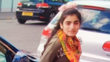 Search underway for missing teenager Yasmin Mohammad who disappeared from home during the night