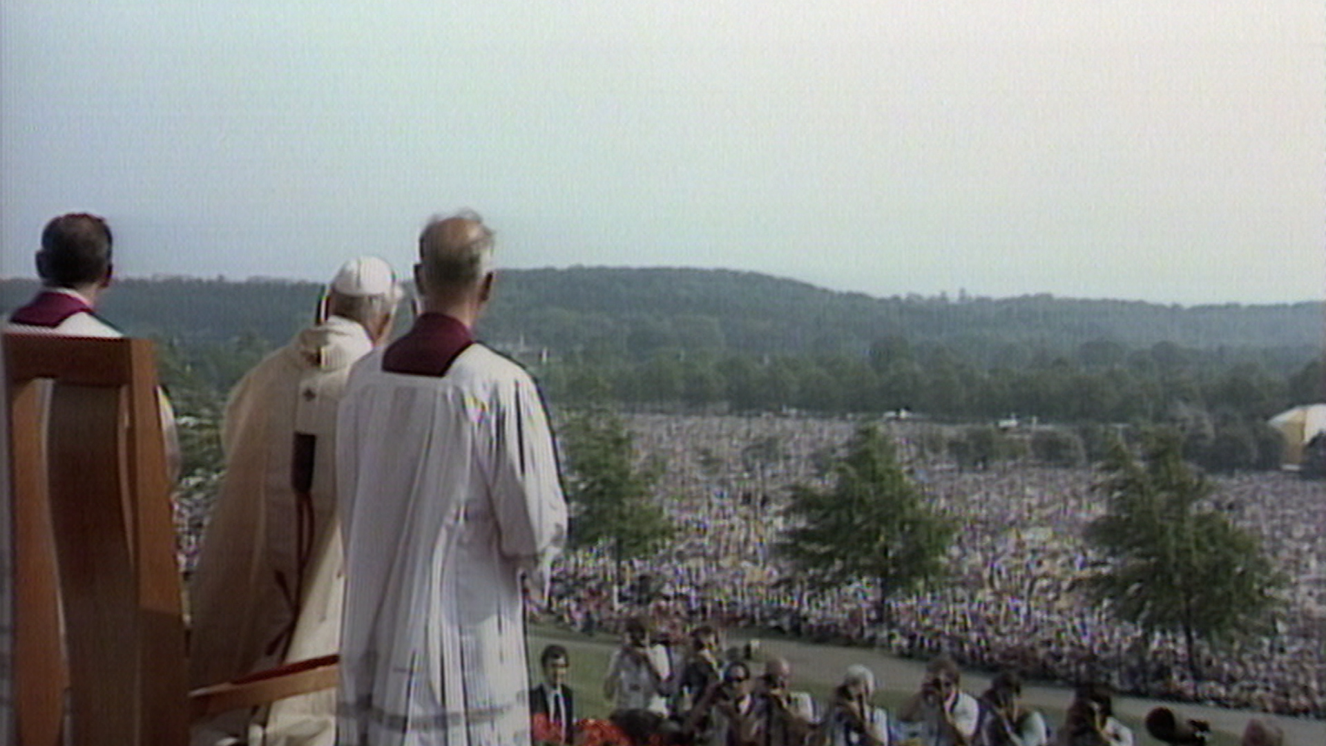 John Paul II had to wait seven minutes before he could speak.