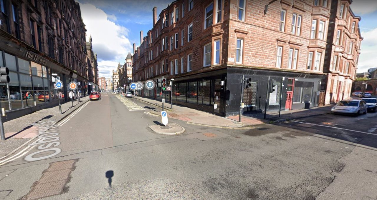 Man taken to hospital with serious head injuries after being attacked in Glasgow