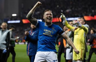 Rangers confirm new deals for Scott Arfield and Alex Lowry