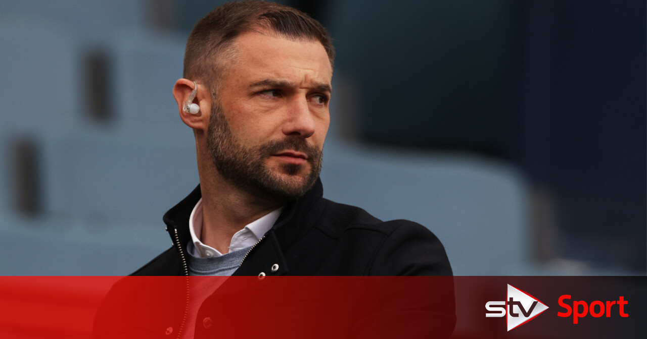 Former Rangers midfielder Kevin Thomson quits as Kelty Hearts boss