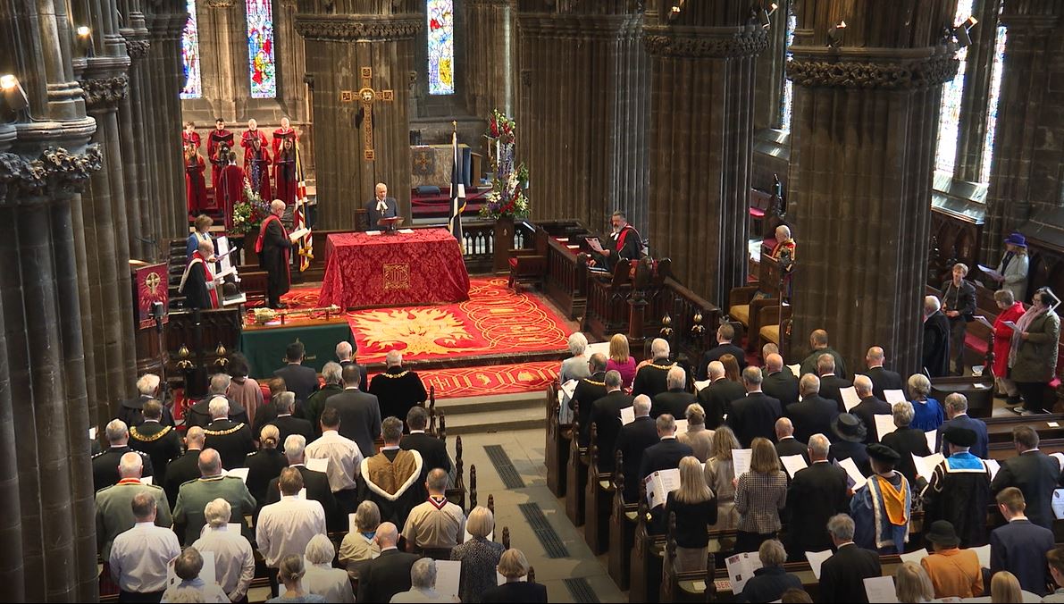 A thanksgiving service was held at Glasgow Cathedral where the bells were sounded 70 times.