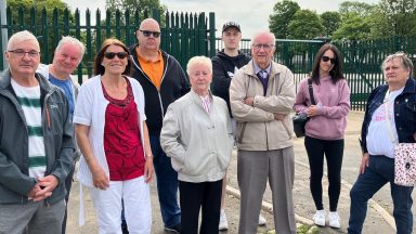 Renfrew residents hit out at gatherings of ‘noisy’ boy racers 