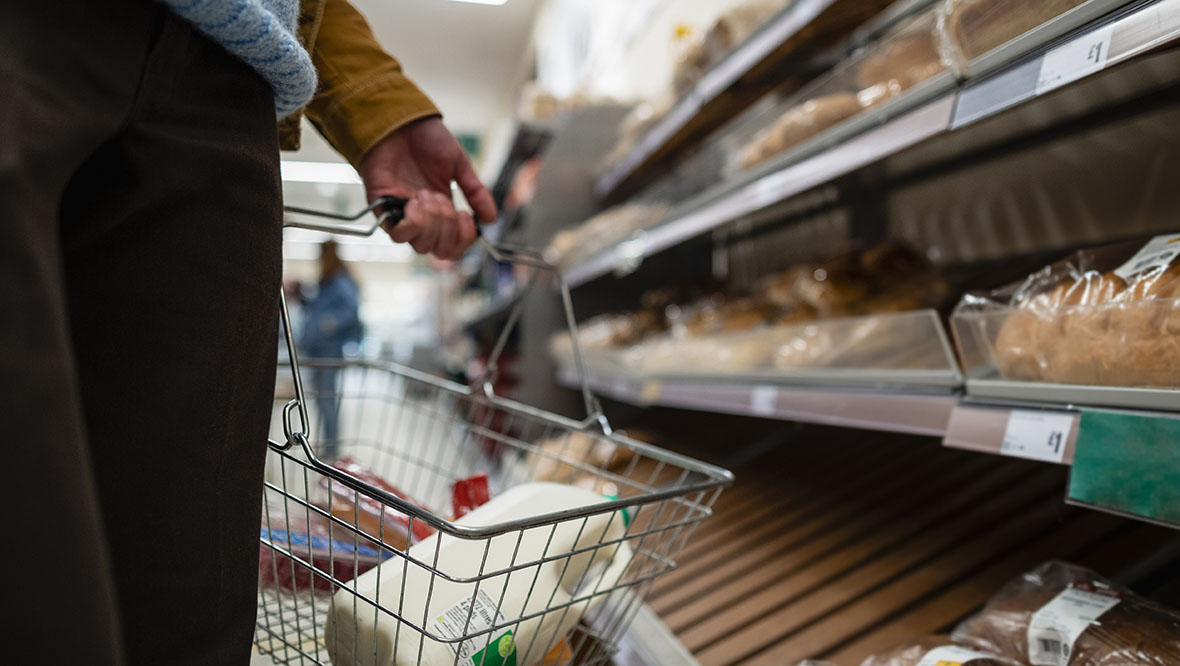 Some supermarkets are phasing out milk with coloured tops.