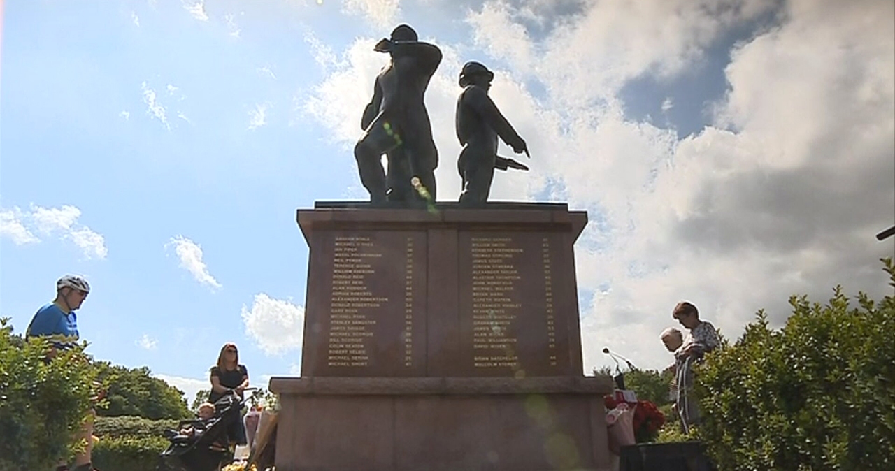 Piper Alpha memorial monument in Aberdeen.