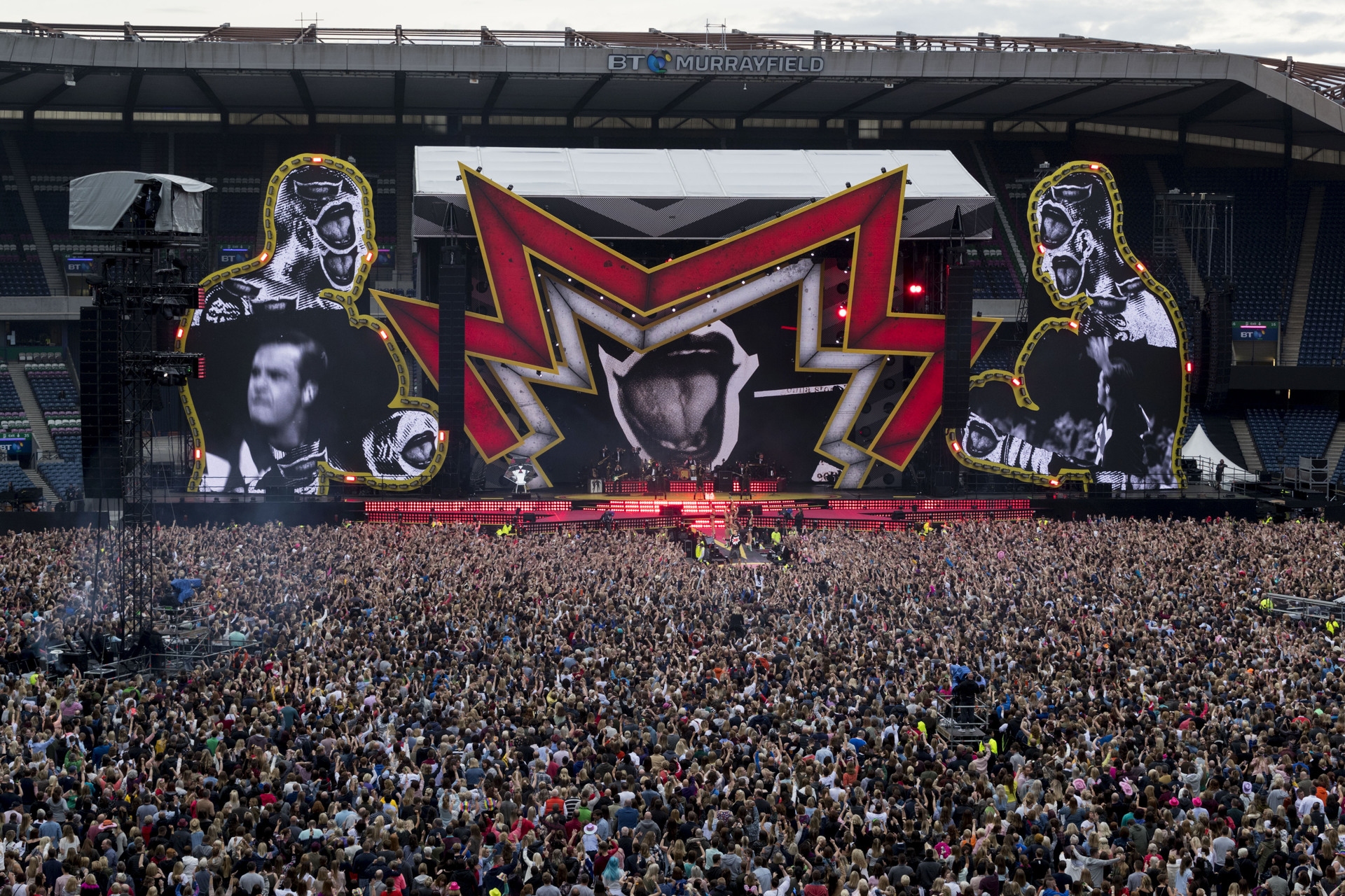 Robbie Williams performing at Murrayfield on June 9, 2017.