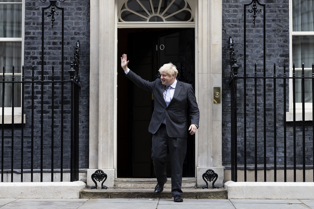 Boris Johnson to remain as Prime Minister after winning no confidence vote