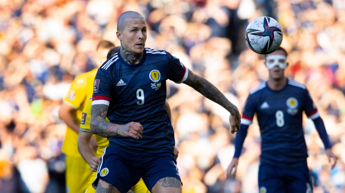 Lyndon Dykes withdraws from Scotland squad ahead of Nations League opener with muscle injury