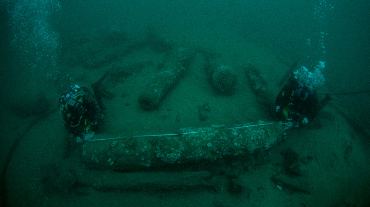 Royal warship sunk off Britain in 17th century hailed as ‘most important discovery in 40 years’