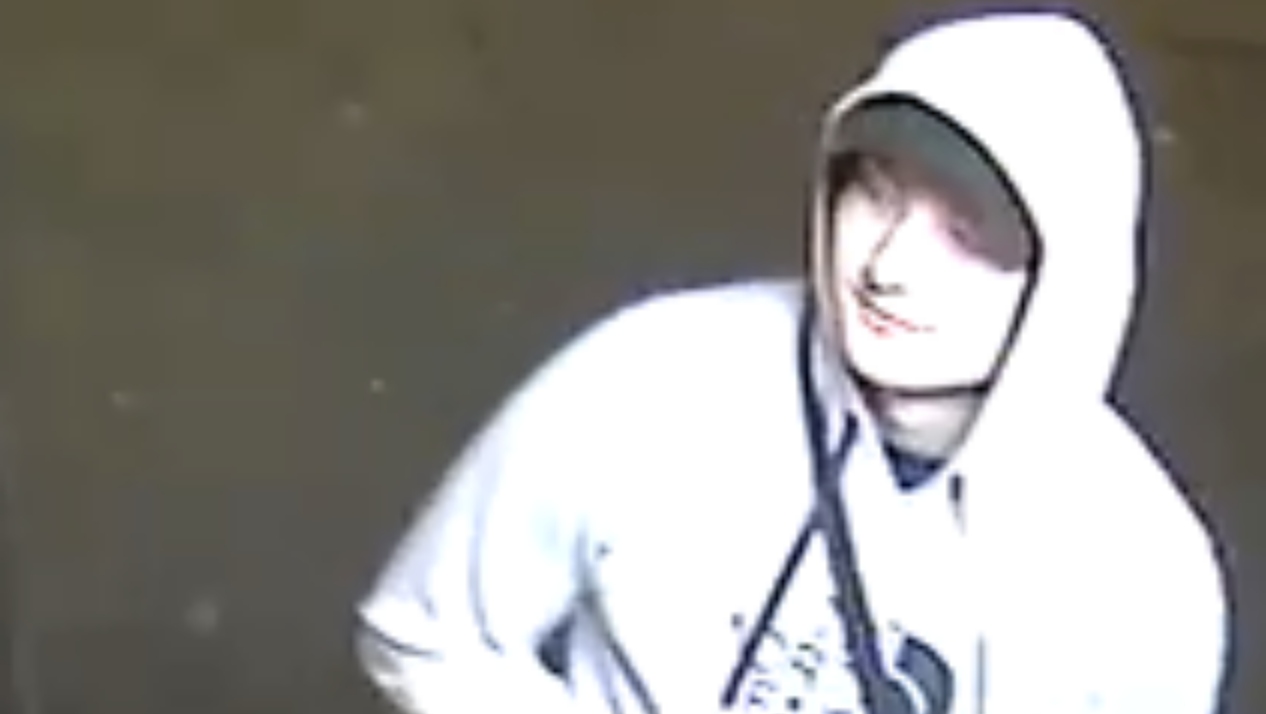 Glasgow police release CCTV image of man in connection with assault outside O’Neill’s on Union Street