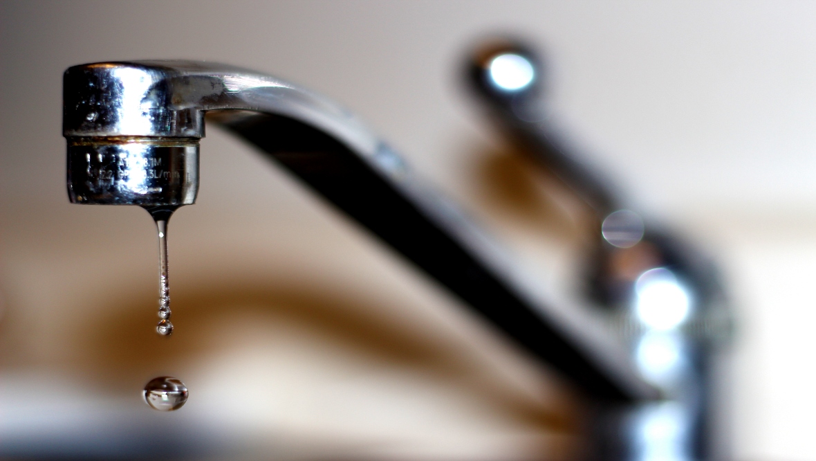 Thousands in Newton Mearns, Giffnock, Thornliebank and Clarkston without water on Christmas Day after fault