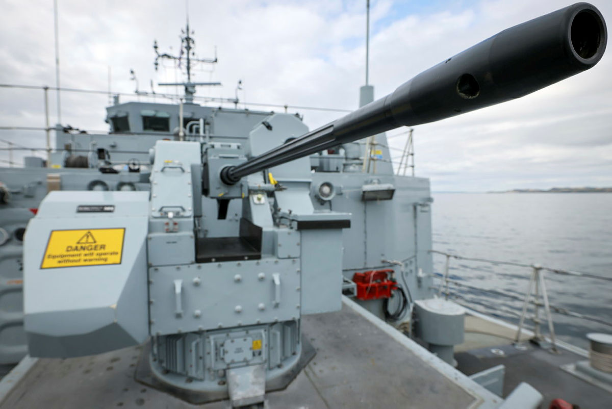 Ukrainian sailors are being trained to operate Sandown Class Minehunter vessels.