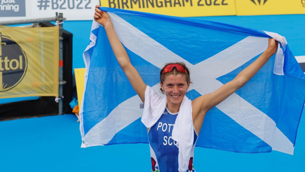 Scotland’s first Commonwealth medal scooped by triathlete Beth Potter