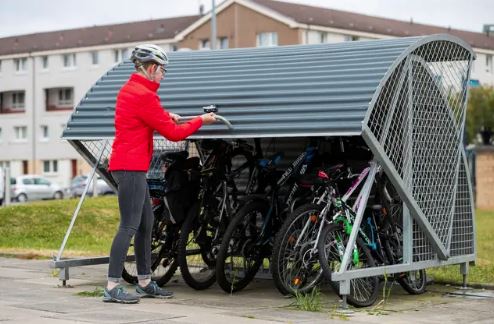 New storage at Gorbals Housing Association in Glasgow which Cycling Scotland describes as ‘best-practice’ storage.