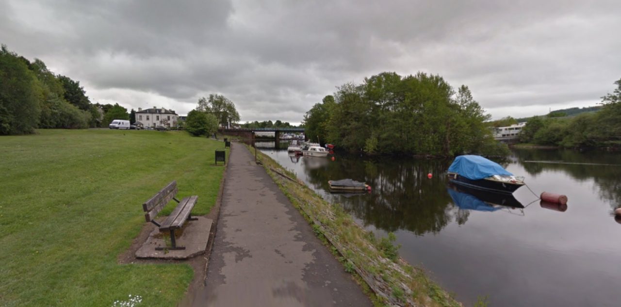 Gang of teenagers ‘assaulted and robbed’ man in Balloch Country Park near Loch Lomond
