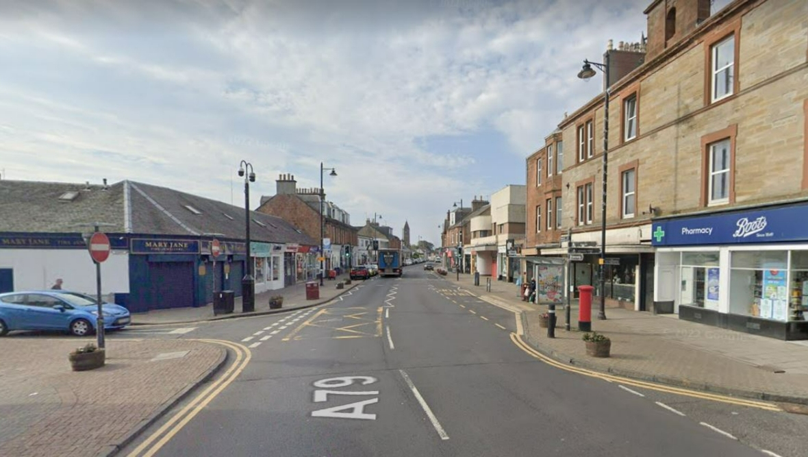 Serious assault on Main Street in Prestwick leaves 20-year-old man requiring surgery in Ayrshire hospital