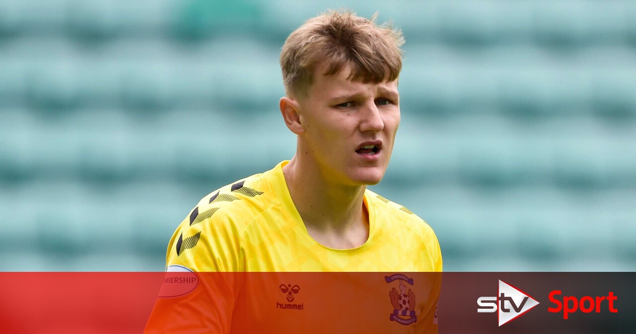 Sheffield United goalkeeper Jake Eastwood joins Ross County on loan