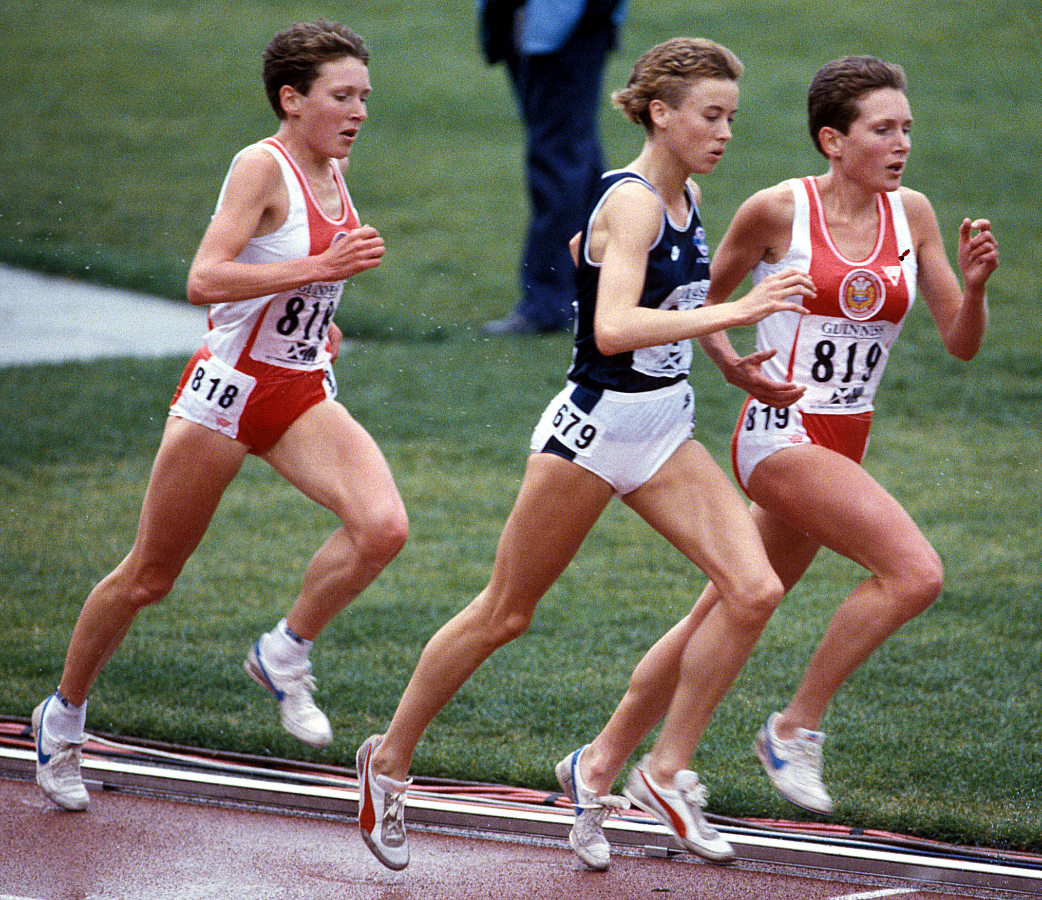 Liz McColgan - as Liz Lynch - burst onto the scene by winning gold in the 10,000m.