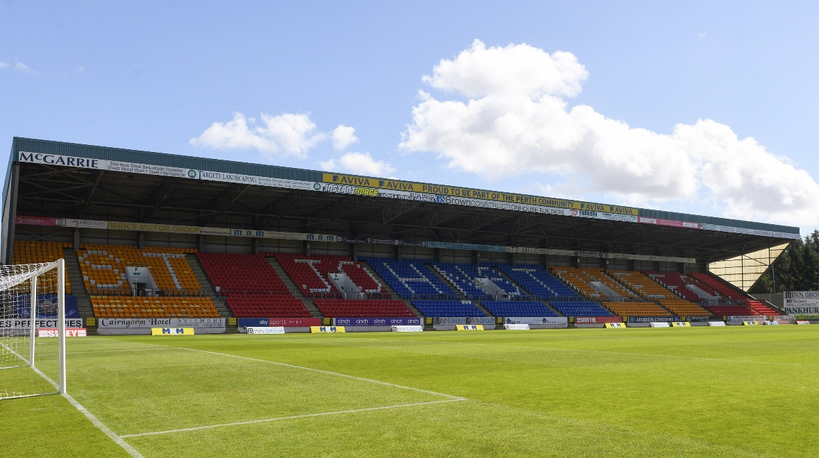 Football fan dies following ‘medical incident’ moments before kick off in St Johnstone v Aberdeen match