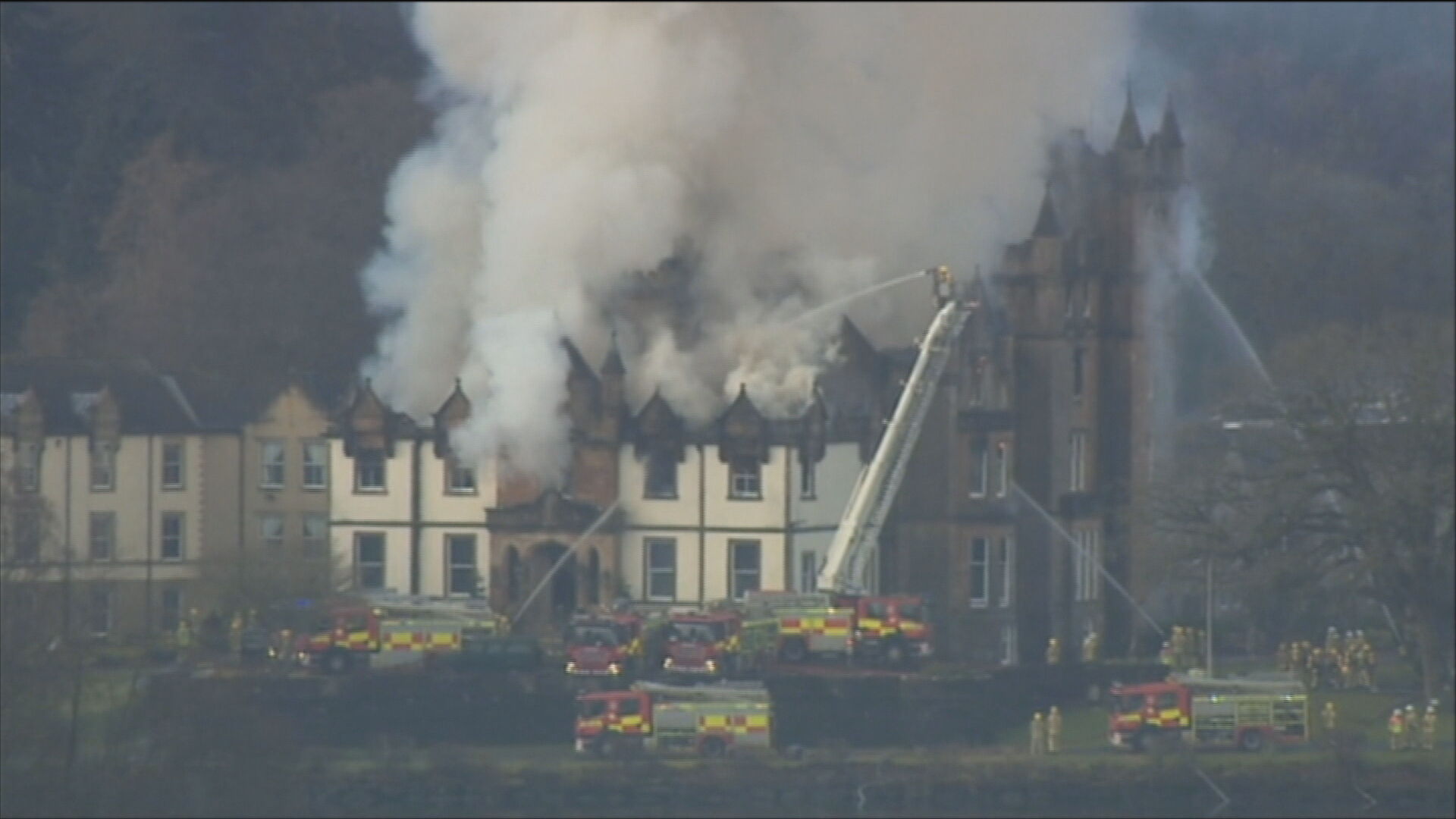 A fatal accident inquiry found the couple tried to smash their way out of burning hotel