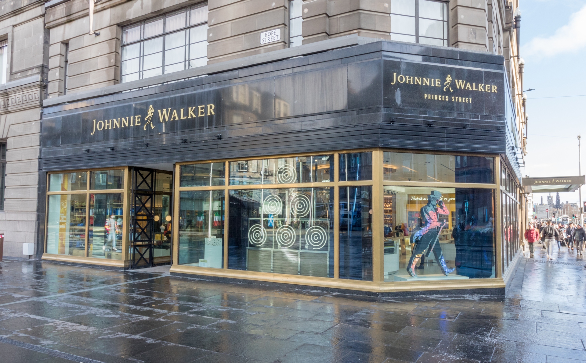 Entrance of Johnnie Walker Princes Street whisky experience in Edinburgh.