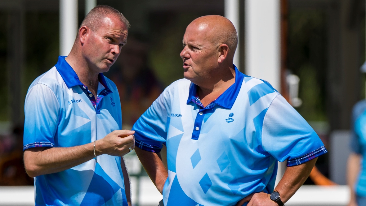 Commonwealth Games: Alex Marshall and Paul Foster bag bronze in lawn bowls for Scotland