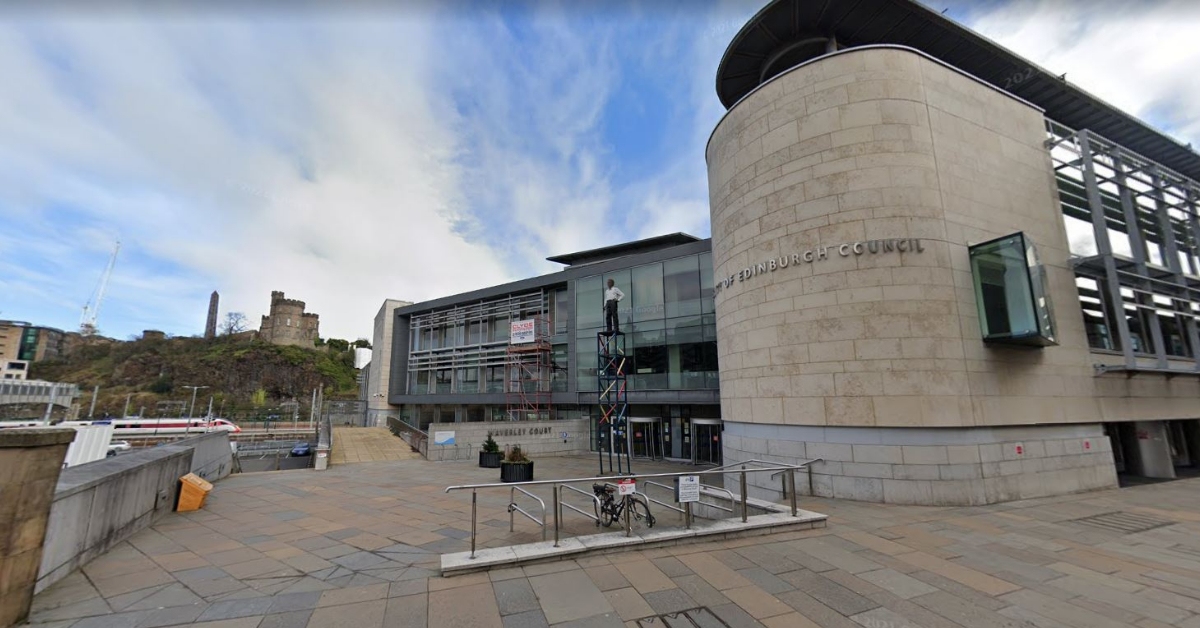 Edinburgh council plans to track drivers opposed by trade union Unite