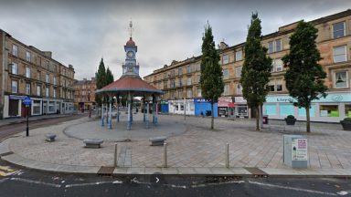 Stabbing attack in Bridgeton in Glasgow leaves man in serious condition as police launch search