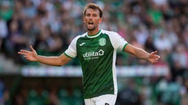 Christian Doidge leaves Hibernian to join Forest Green Rovers