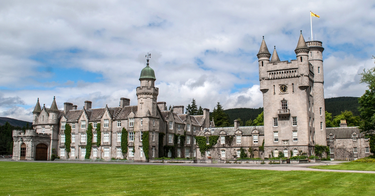 They will return to thank the north east for its support following the Queen's death at Balmoral. 