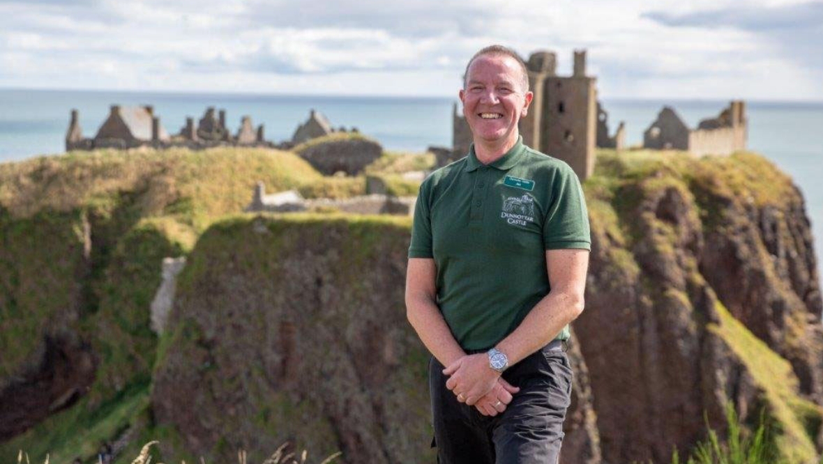 Tributes pour in after death of custodian at Dunnottar Castle in Stonehaven