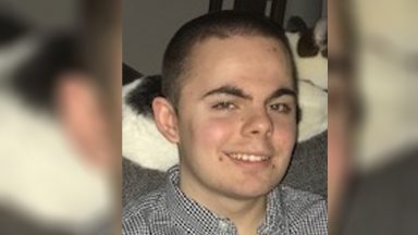 Urgent search launched for ‘extremely vulnerable’ Edinburgh man last seen at Fort Kinnaird retail park