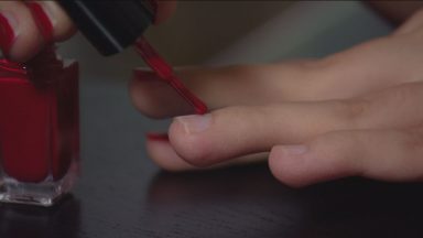 Glasgow woman develops range of acetone-free nail polish