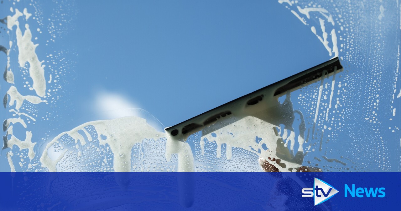 Window cleaners with 'lifechanging injuries' can sue Montrose property